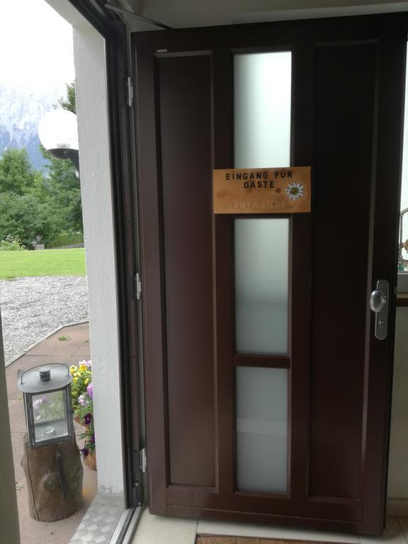 Ferienwohnung Wetterstein Lermoos Dış mekan fotoğraf