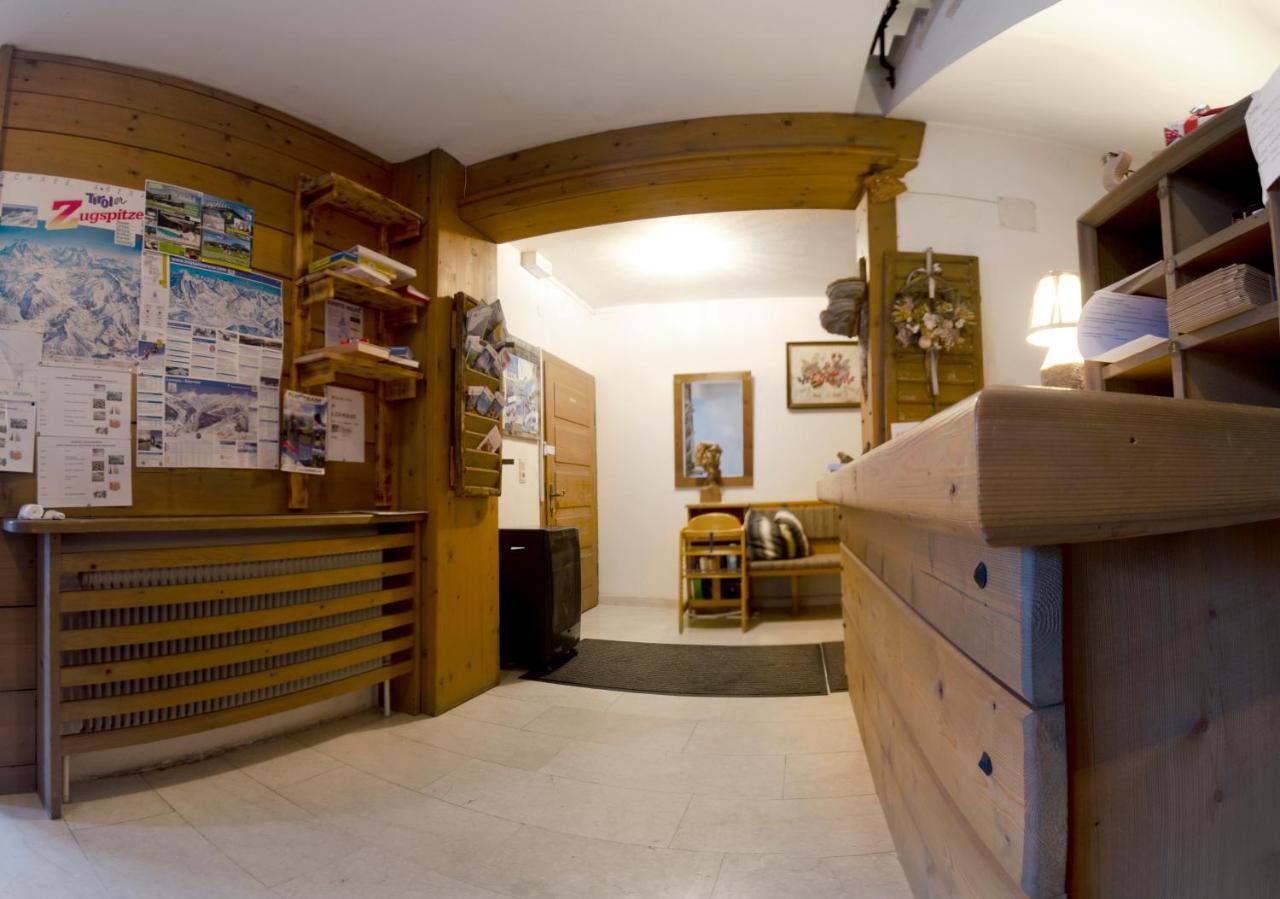 Ferienwohnung Wetterstein Lermoos Dış mekan fotoğraf